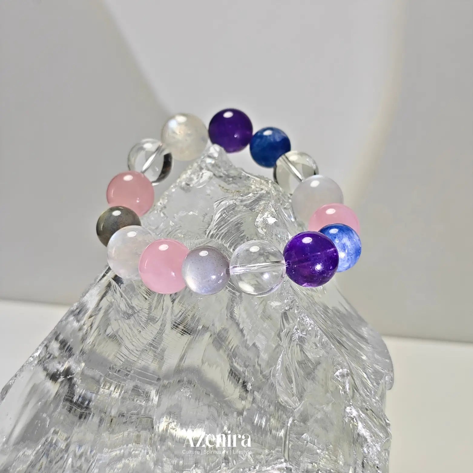 Pisces Zodiac Crystal Bracelet with Natural Clear Quartz, Moonstone, Rose Quartz and Kyanite,Designed for Healing and Meditation,Fine Gifts.