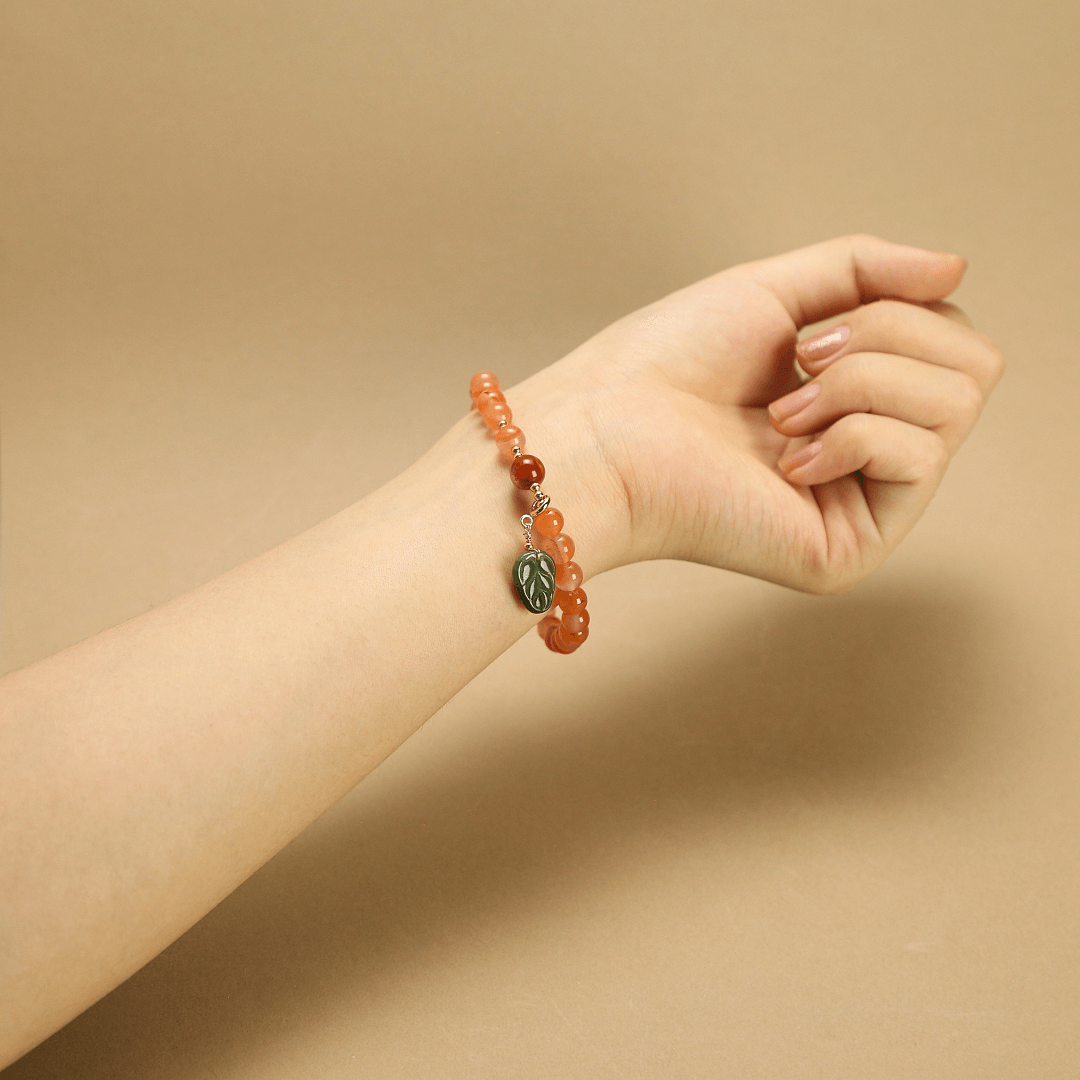 8mm Red Agate Bracelet with Green Jade Leaf Pendant